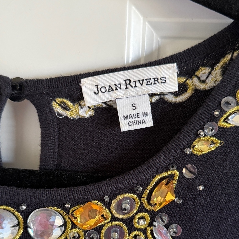 Joan Rivers Black Knit Sleeveless Tank Rhinestones Embroidered Embellished Small - Picture 4 of 8
